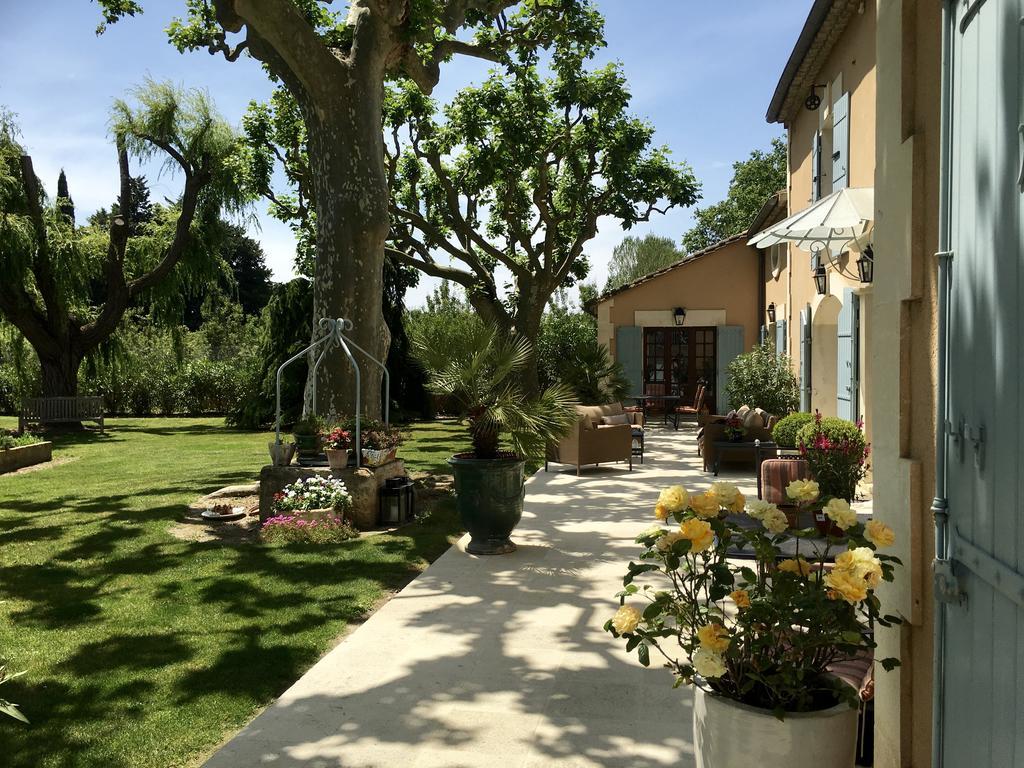 Villa Mas St Jean B&B Noves Eksteriør billede