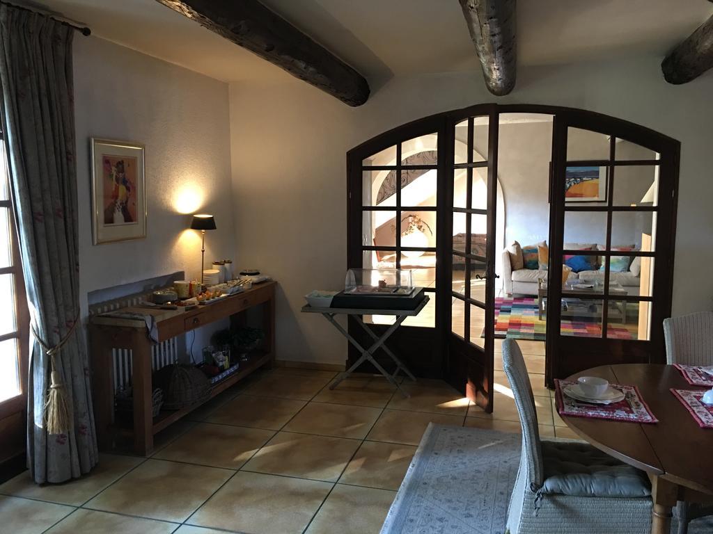Villa Mas St Jean B&B Noves Eksteriør billede