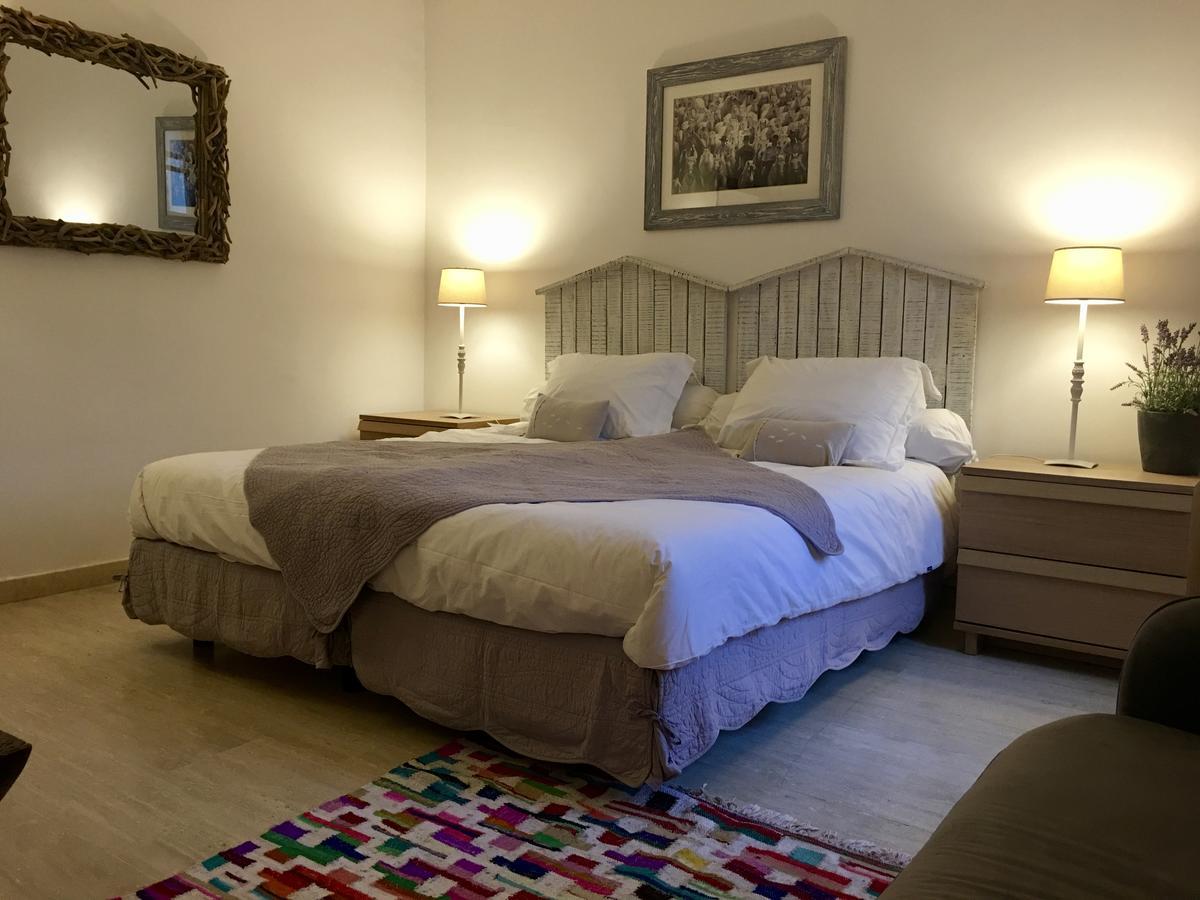 Villa Mas St Jean B&B Noves Eksteriør billede