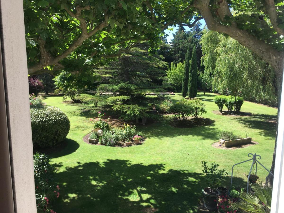 Villa Mas St Jean B&B Noves Eksteriør billede