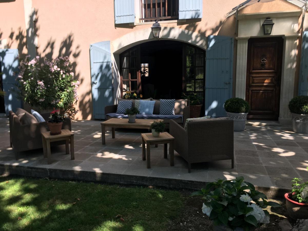 Villa Mas St Jean B&B Noves Eksteriør billede